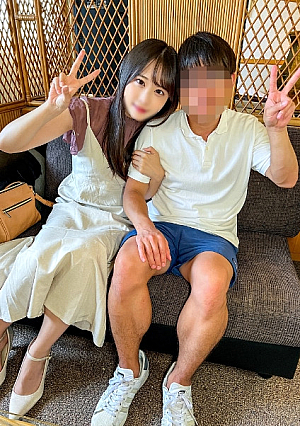 University student couple A man and a woman in their 20s who were lured by their pocket money Love love Real SEX I took a picture of my boyfriends hard hip swing and love rubber creampie