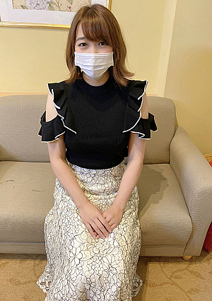 Creampieoral cum shot Contrary to her docile appearance she has a technique to confuse men and exposes her with a POV shot