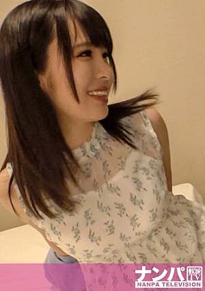 Seriously Flirt, First Shot 1355 As a result of persuading a neat and clean beautiful girl who does not suit the downtown area at night, she was a lewd beautiful girl who actively served her.