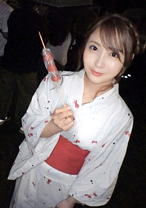 Fireworks Festival Nampa 06 A sad yukata beauty who was left behind after a fight with her boyfriend just before the fireworks went off. The expression I feel, I'm already mad