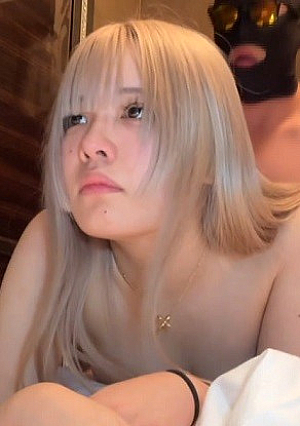 Creampie Bought a cute gal with money and fo**ed a lot of ejaculation during it