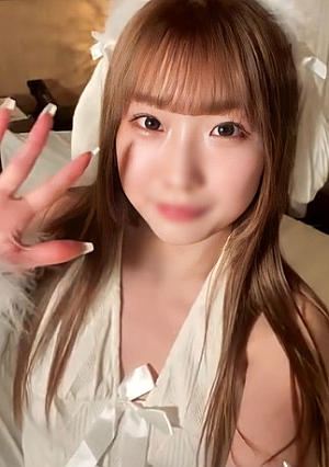 Uncensored A super beautiful and cute former underground idol came to me in a cosplay costume