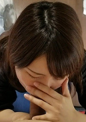 [Complete appearance] In the past, the old man who used to be a wealthy man did not pay back, so he called his mistress to his house and bukkake in front of him