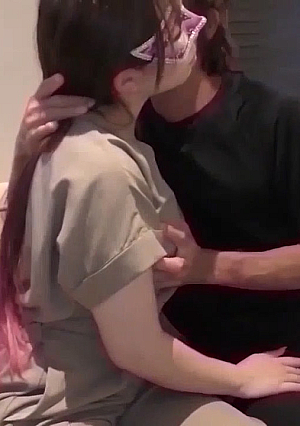Individual Shooting Set Sale A Cuckold Wife Who Gets Her Raw Cock Inserted While Her Husband Holds Her Hand Complete Edition