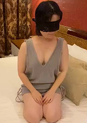 Gonzo Uncensored When I Lent A Cock To My Husband And A Sexless Neighborhood Married Woman On The Condition Of Gonzo It Has Been Too Long And My Sexual Desire Explodes And I Go Crazy