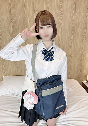 Treasured Gonzo Video 1st Almost Js 18-year-old Fcup Momo-chan who has little sexual experience secretly XOXO on an amusement park date Ferris wheel and then confirms her pregnancy at the hotel