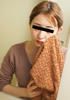 Real face amateur: A young girl nowadays without makeup is still cute