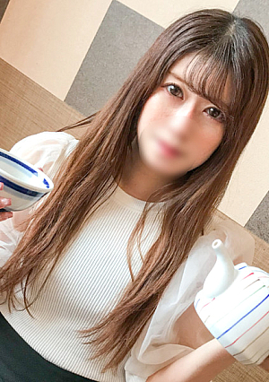 Take me to a hot spring for a day trip and cum inside me in a rest room with thin walls was 24 years younger than her