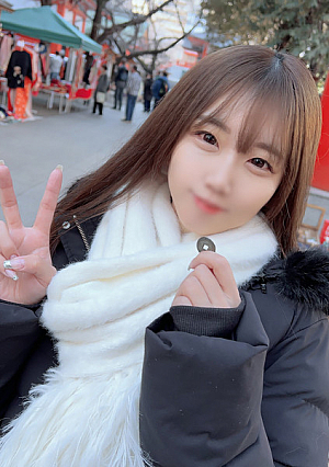 An angel in a white coat who spends frustrated days attending a care welfare vocational school Lost reason due to transcendental sensitivity and ended up in disorder many times