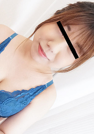 Housewive's Part Time Job For Washing Men's Body