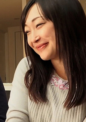 A Married Woman Having An Affair With A Part-time Job Student