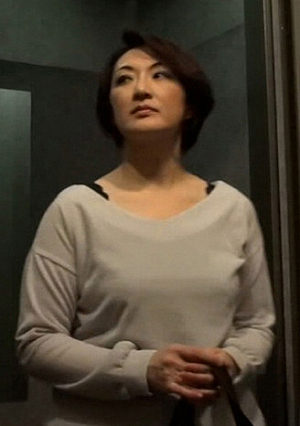 A Married Woman Having An Affair With Her Son's Tutor Macho Man