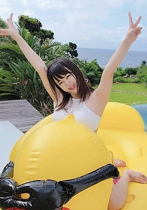 Thank you, Mina-chan! A completely private video for 4 days and 3 nights with a genuine idol who made a certain decision for me.