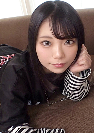 [Likes sex] I thought she was just a normal cute girl, but she turned out to be a bitch who had sex with more than 10 men at the young age of 19... [First shot] Online AV application AV experience shooting 2029