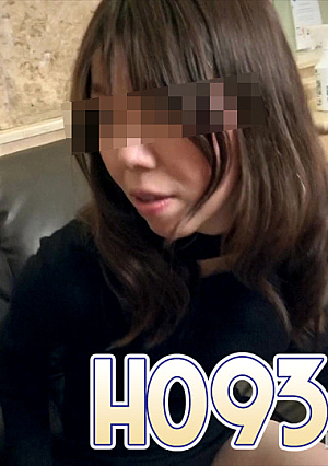 Sayumi Muroo 30 years old
