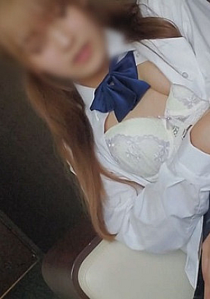 Twintes half-beautiful girl snonqyzj Called to hotel just to shoot female panty shots