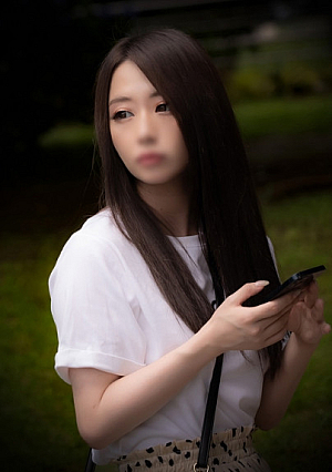 First photo appearance snonqyzj Limited to 927 1980 points I ambushed and chased a beautiful woman whose name I do not know who works at a fashionable flower shop who ignored me I am the most guilty of such an arrogant and dry woman who looks down on others dripping