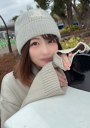 A bright and cute signboard girl who loves animals and works at a famous car parts store Contrary to her appearance she has a highly sensitive and slutty body that is violently disturbed and my body fluids have accumulated after 3 weeks of abstinence creampie