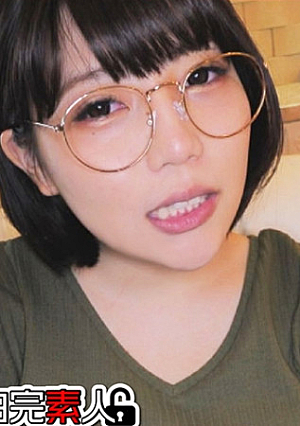 Voluptuous art college student goes crazy with hard play