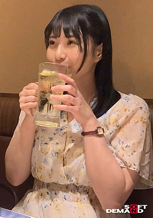 I investigated the circumstances surrounding the kissing demons of people passing by on the street... and it turned out to be much deeper than I expected, and it was all over my body One day in June, around Ikebukuro Station Ms. Monami (21)