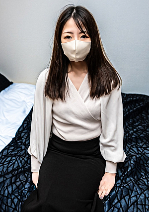 Handjob r**e A serious girl who hated the world and wanted to appear with petite content that does not show her face