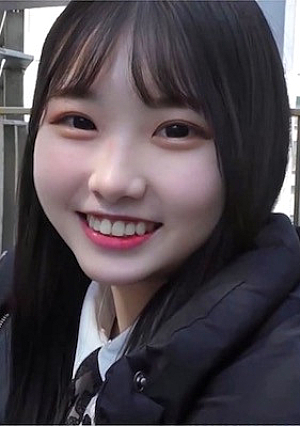 Mio was invited to the house of a person she met on a certain dating app. Creampie sex at a man's house for the first time!