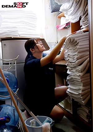 Part-time job SEX video Love hotel cleaning staff Mizuno 21 years old college student