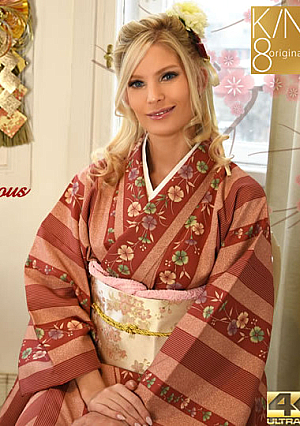 Happy New Year The First Making Love Of The New Year / Candee Licious