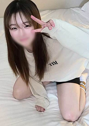 Individual No Appearance An innocent local junior who looks like Satomi Weight Ill do it here Honmani She cant hide her naivety in her first outdoor play