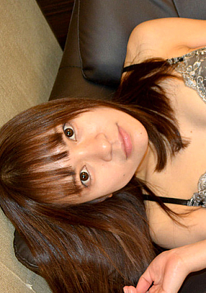 Satomi Shiromoto 32 years old
