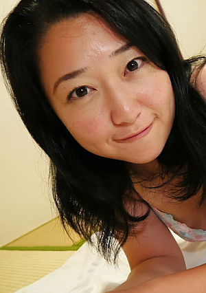 Misato Sakata 28 years old