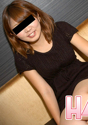 Mia Aoki 22 years old