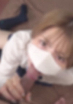 [Uncensored Complete Amateur] 1 person with experience! A middle-aged man plays with the undeveloped body of a beautiful big-breasted JD in a uniform, licks it and devours it! Enjoy the JD moaning cutely as he stirs her naive pussy with his thick dick. !