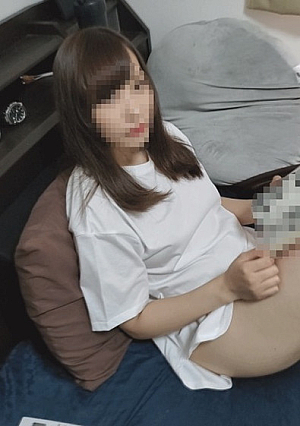 I was so excited to see this F-cup otaku girl sleeping that I even creampied her.