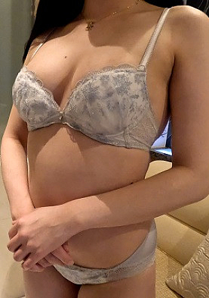 Yua 19 With her marshmallow boobs I to**ured her with a lot of cute college students and creampied her and her clitoris also swelled red and cute