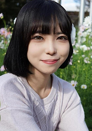 First shoot Face showing Black hair slender body and short body Three features Dangerous dangerous dangerous sweat Super thrilling walking vibes and athletic sex Im the most excited in my life