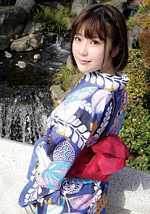 A married woman seeking stimulation has an affair at an inn while wearing a kimono