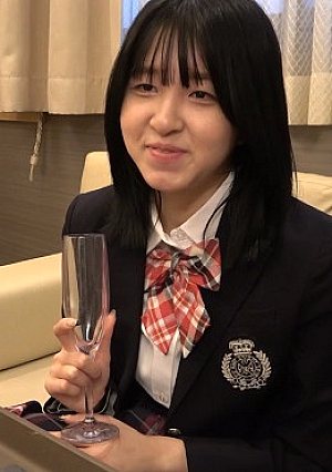 [Neat angel] How to do the product Serious face face ww At the end of the class, Oji's raw chin is pumped in the cum of Ooho!