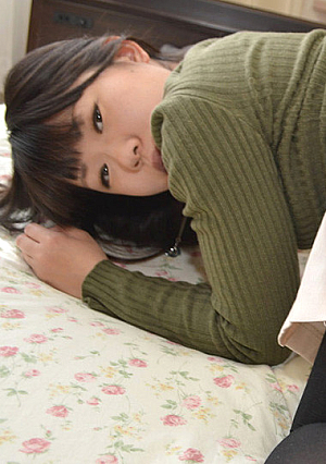 Mika Yamamoto 22 years old