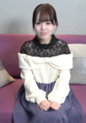 [Treasure] She is shy in front of a treasured video camera before her idol debut, and her lewd figure that cannot be seen on stage when she turns red, with her white, thin body turning red.