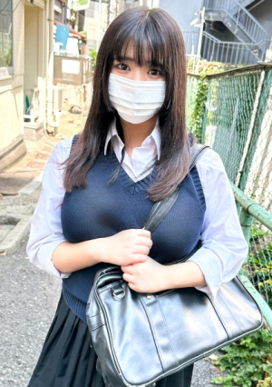 Heavyweight maniac 120-point J-cup busty uniform cosplay is wet and creampied in large amounts [Uncensored L**ked]