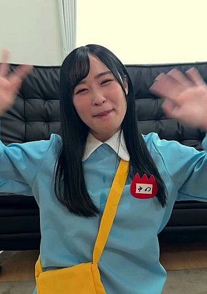 [Completely uncut/7 true shots in a row] A beautiful woman with long black hair and white arms continuously swallows semen that has been accumulated for over 5 days
