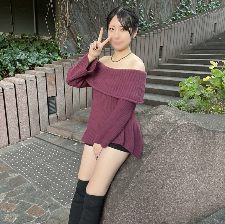 [First shot] With special bonus, a cool, slender, beautiful store clerk makes her face turn red with an upturned cock and teaches her to cum in her wet pussy and spasm over and over again.