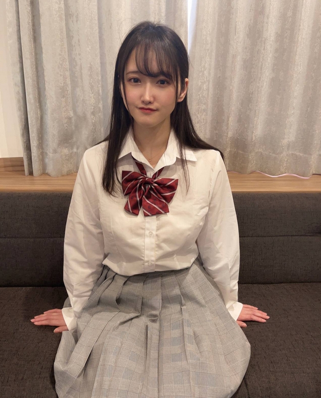 Mei's final chapter: 18-year-old big-breasted beautiful Mei, who hates it but accepts creampie, is trained to deep-throat with a toy. The sight of her moaning in anime voice is a must-see