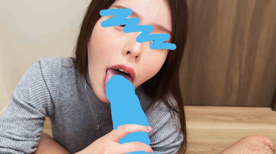 A lewd Hyottoko drinking semen with a vacuum blowjob [Pacifier No. 60]