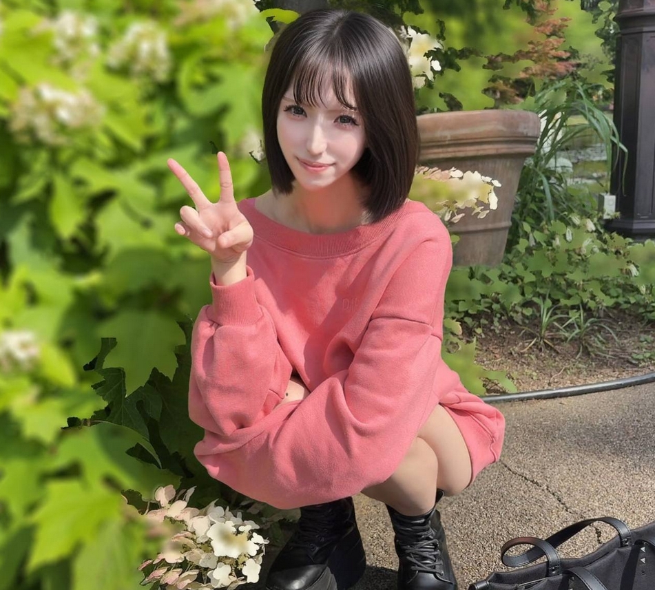 What, she's 37 years old with this look?! A 168cm beautiful witch who often buzzes with X. She can't resist the cute moans of her beautiful legs and sexy moans and impregnates her. She's looking for a matchmaking event, so someone should pick it up.
