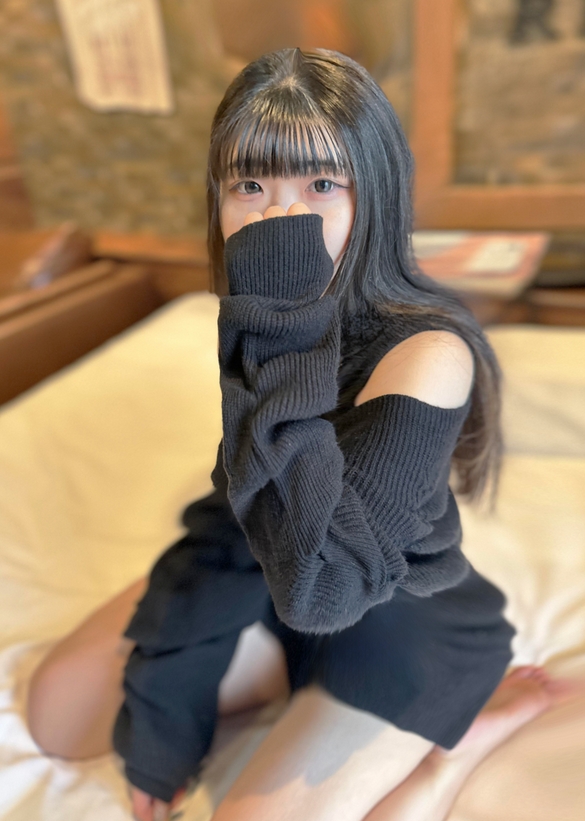 [20-year-old beautiful white-skinned, beautiful breasts]**pyjpx*jsps pussy-rubbing shame play "It's embarrassing... Sensitive pussy and hot cock smashed inside her