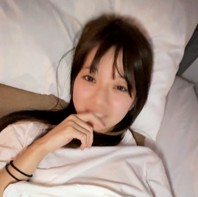 I tried to make a make-free sex shoot of my Ai-doll-grade looks during the summer vacation