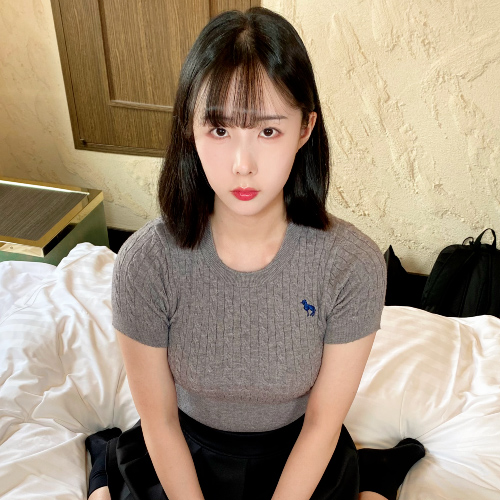 Uncensored and vaginal camera 178 Korean-style beauty Ei-chan's transparent body is exposed to half-out half-cream-insided, dirty panties blushing
