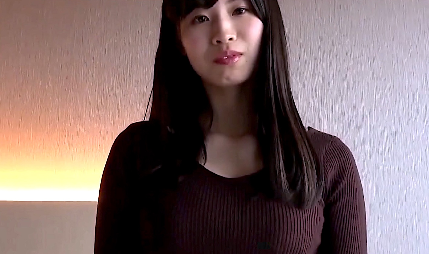 [Personal Shooting] First come, first served, 780pt, G-cup gravure idol beauty is embraced and creampied by her desires [High quality with bonus]